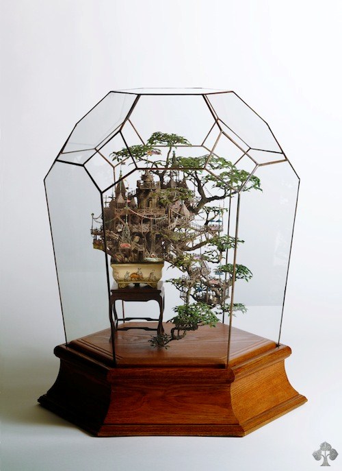 Bonsai treehouse diorama